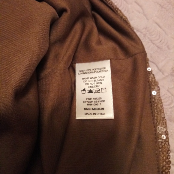 Sequin Mini skirt size medium - Picture 7 of 7